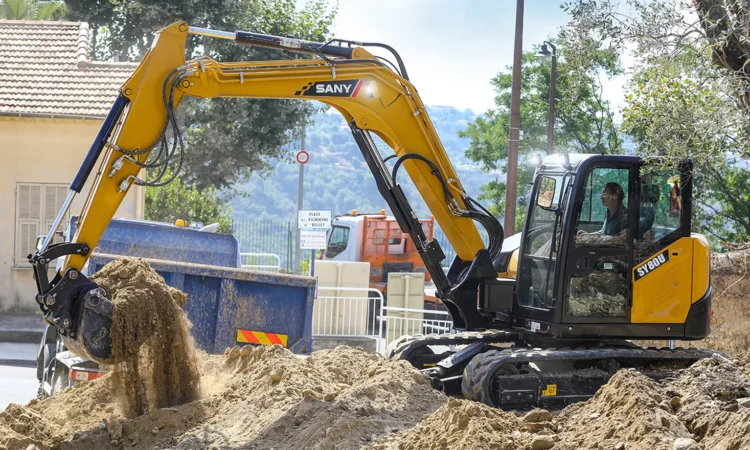 Escavatore Sany SY80U - Heavy Equipment